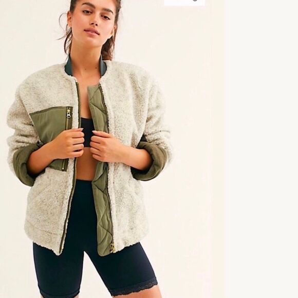 We The Free x Free People Revington Sherpa Jacket Women's Size M - Ivory & Olive - Picture 1 of 9